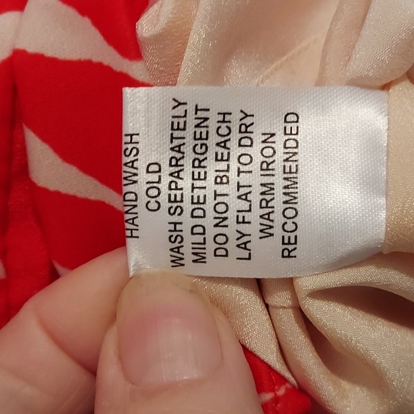 Joy Joy Red Dress ( XS) - Picture 11 of 11